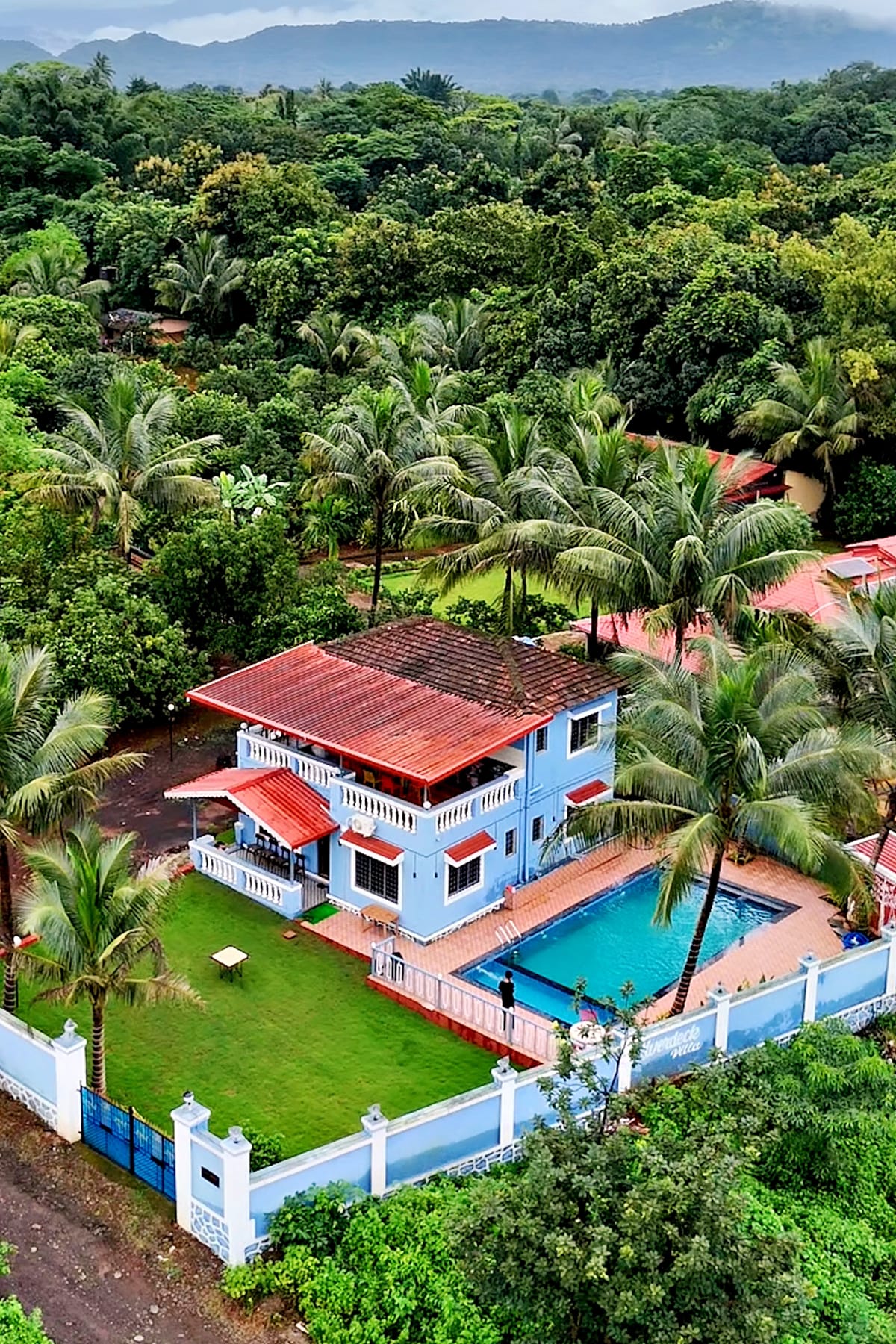 Villa grounds